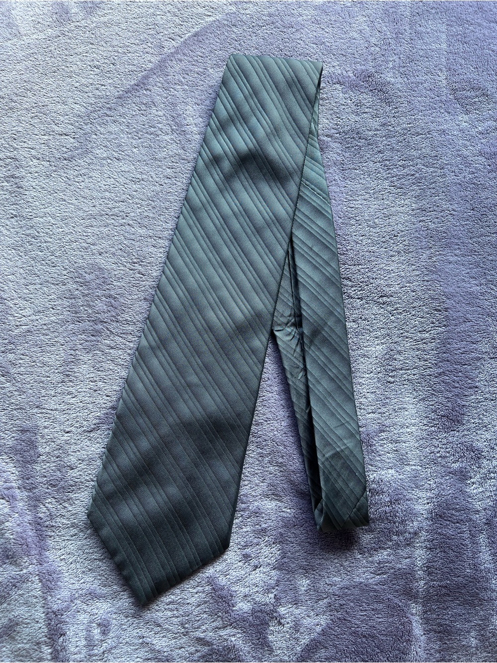 DKNYC Men's Gray Subtle Stripe Tie
